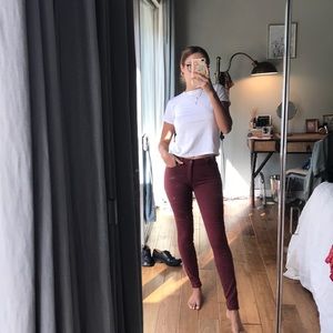 IT’S FALL! Gap high waisted burgundy jeans